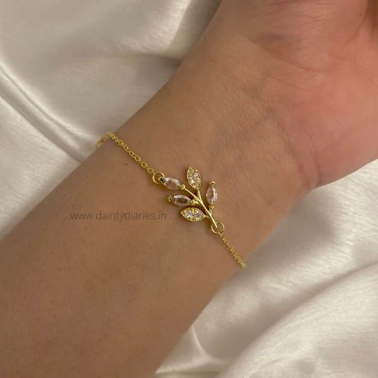 Lia Leaf Bracelet - 18K plated