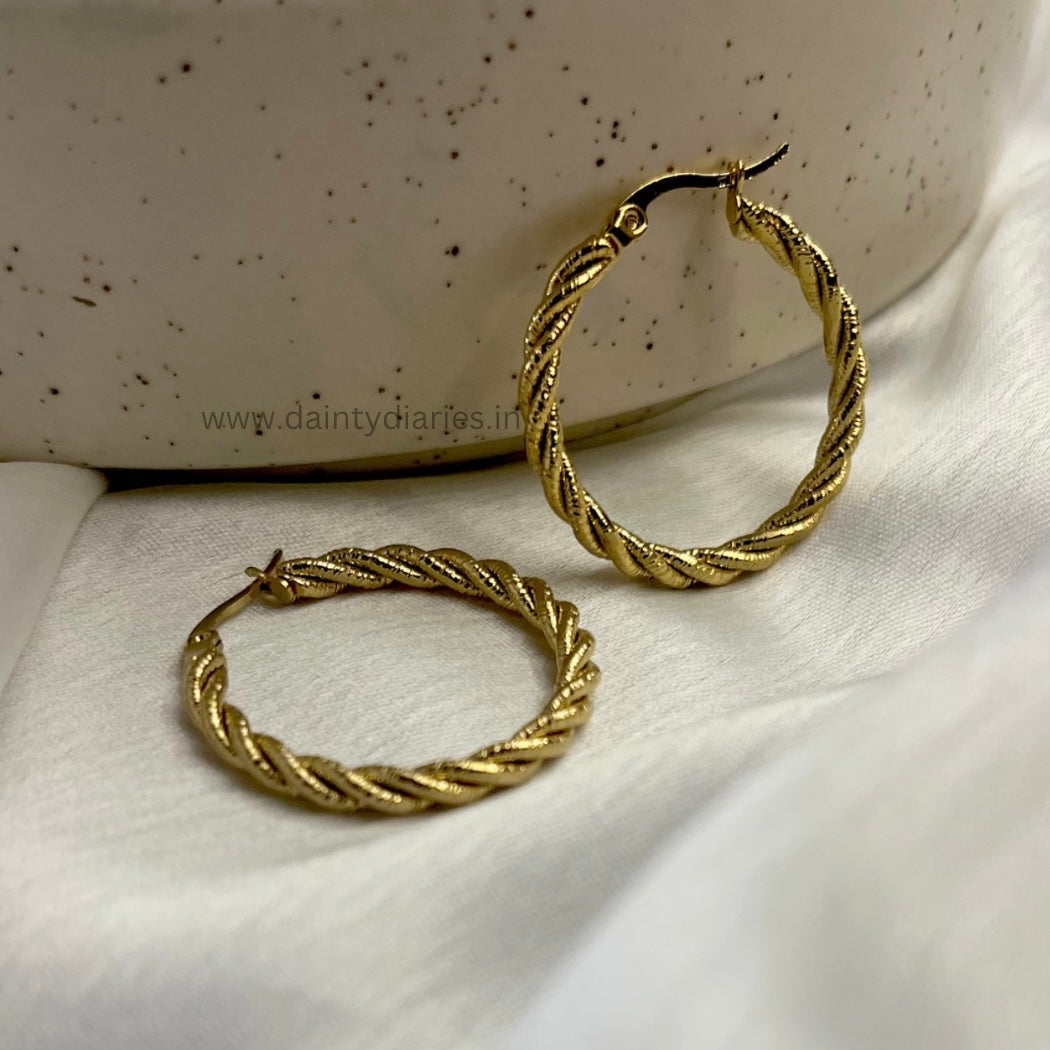 Chloe Hoops